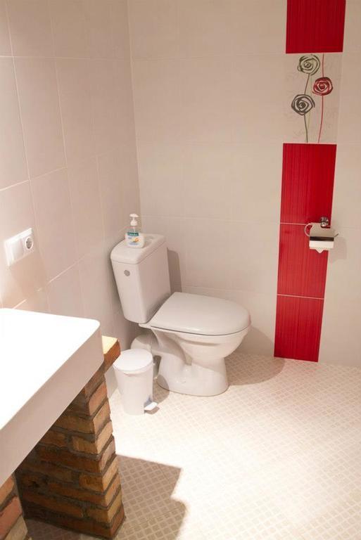 Viesu Maja Zvilnis Hotel Pavilosta Phòng bức ảnh